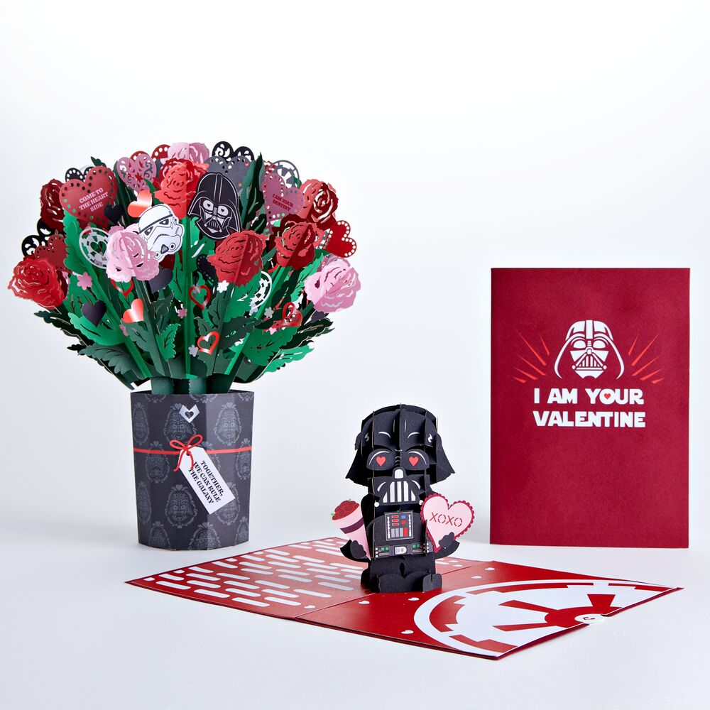  Funko POP Star Wars: Valentines - Vader with Heart, Multicolor,  Standard : Funko: Toys & Games